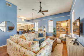 Renovated San Marcos Vacation Rental with Balcony!